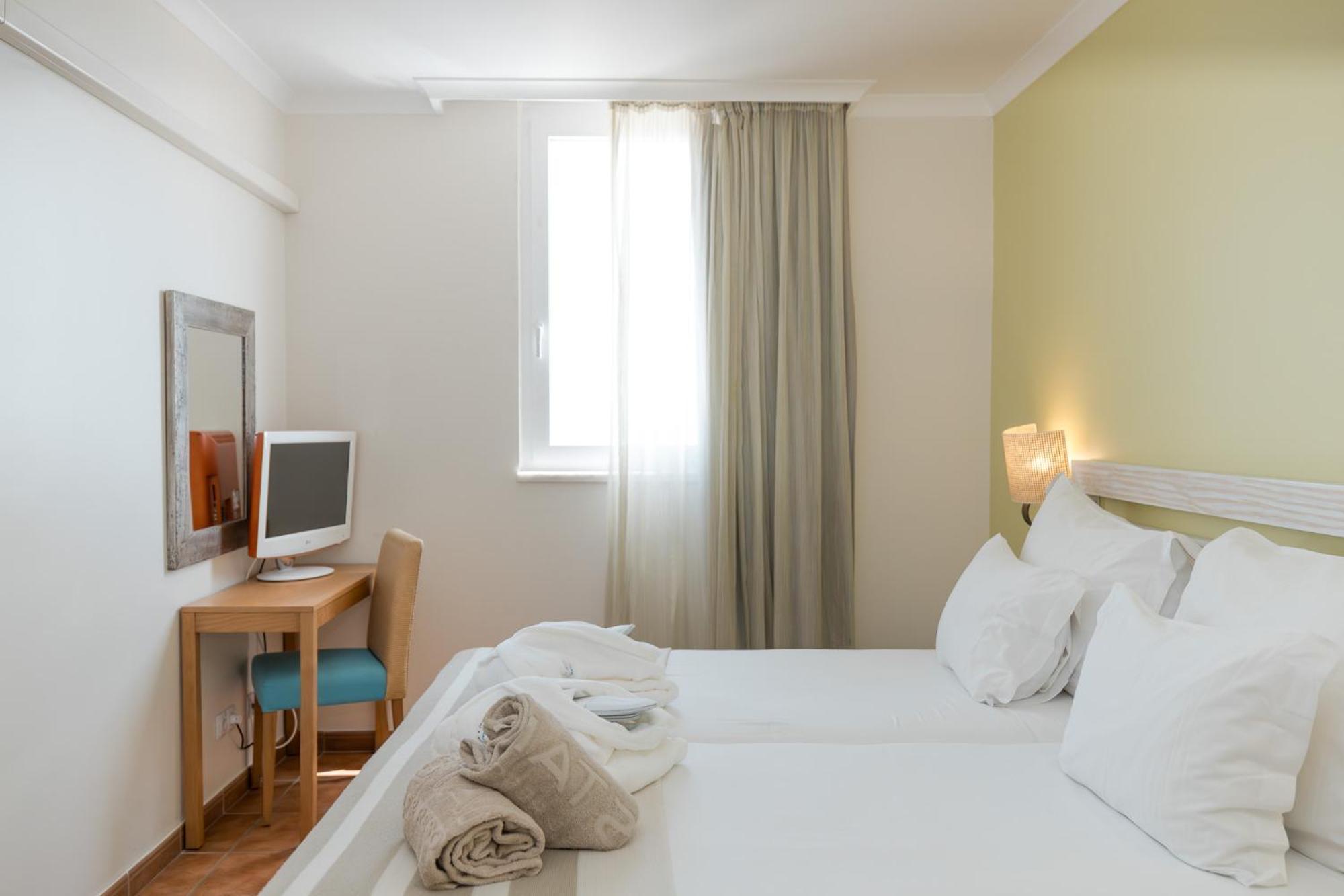Triple Suite Sea View